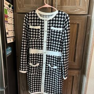 Women’s black and white dress